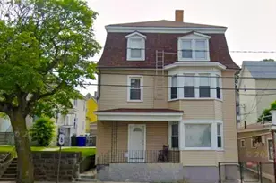 712 Eastern Ave, Fall River, MA 02723 - Photo 10