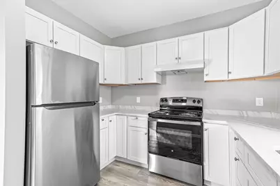 712-722 Eastern Ave #2, Fall River, MA 02723 - Photo 2