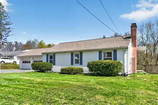 18 Hillside Dr, Lunenburg, MA 01462 - Photo 1