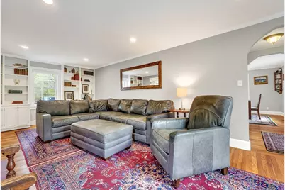 87 Payson Rd, Brookline, MA 02467 - Photo 6