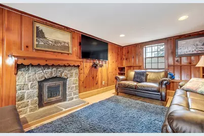 87 Payson Rd, Brookline, MA 02467 - Photo 32