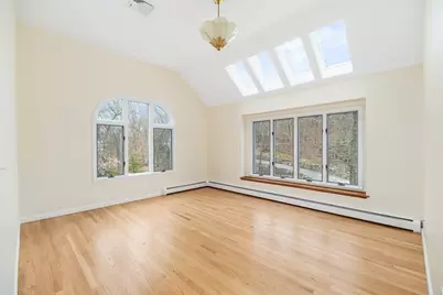 222 Bray St, Gloucester, MA 01930 - Photo 16