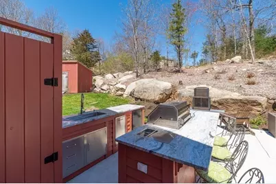 222 Bray St, Gloucester, MA 01930 - Photo 12