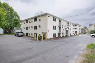 15 Houghton St, Worcester, MA 01604 - Photo 18