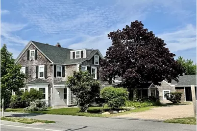 388 Sea St, Barnstable, MA 02601 - Photo 2