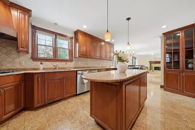131 Range Heights Rd, Lynn, MA 01904 - Photo 6