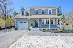 8 Lakeway Ln, Harwich, MA 02645 - Photo 1