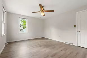 4 Fuller Pl, Franklin, MA 02038 - Photo 24