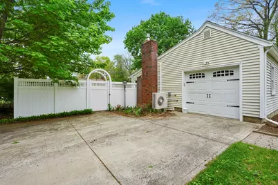 232 Eastwood Dr, Westfield, MA 01085 - Photo 4