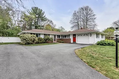 26 Reservoir Dr, Danvers, MA 01923 - Photo 2