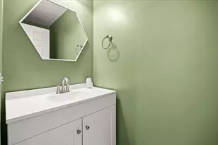 33 Old Cedar Village, Bridgewater, MA 02324 - Photo 20