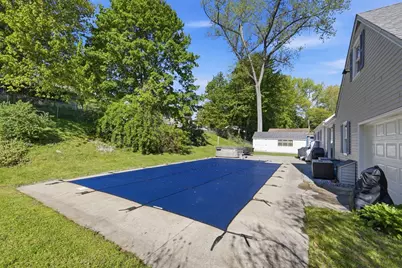 77 Valentine Ter, Agawam, MA 01001 - Photo 34