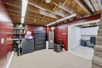 77 Valentine Ter, Agawam, MA 01001 - Photo 30