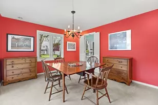 12 Steepletree Ln, Wayland, MA 01778 - Photo 2