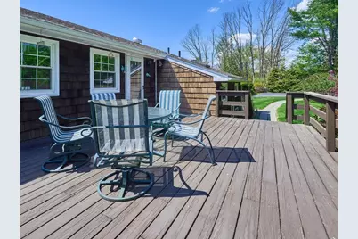 841 Dennison Dr, Southbridge, MA 01550 - Photo 8
