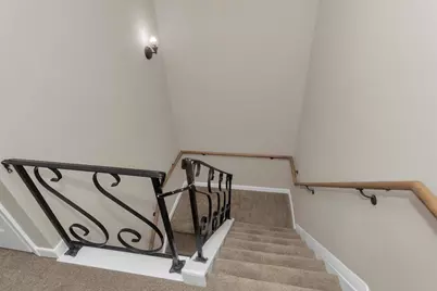 22 Warebrook Vlg #22, Ware, MA 01082 - Photo 10