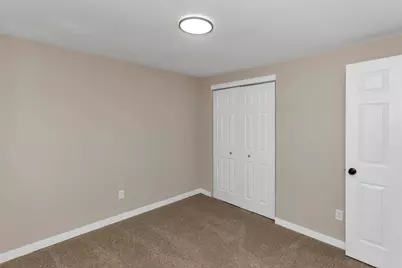22 Warebrook Vlg #22, Ware, MA 01082 - Photo 16