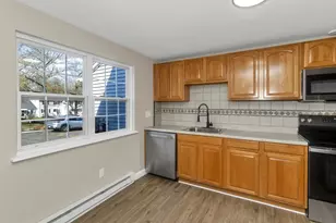 22 Warebrook Vlg, Ware, MA 01082 - Photo 4