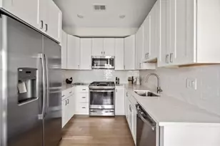 303 Maverick, Boston, MA 02128 - Photo 4
