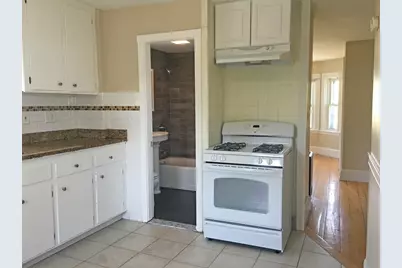 643 Saratoga St #3, Boston, MA 02128 - Photo 8