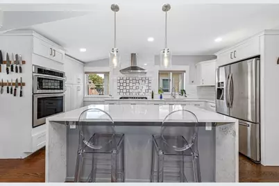 10 Grant St #2, Somerville, MA 02145 - Photo 6