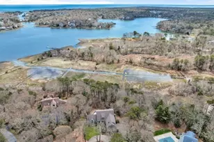 35 Punkhorn Point Rd, Mashpee, MA 02649 - Photo 4