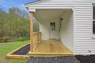 5 Russell Ave, Ashburnham, MA 01430 - Photo 32