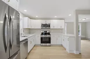 5 Russell Ave, Ashburnham, MA 01430 - Photo 16