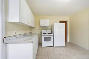 217-219 Brown St, Waltham, MA 02453 - Photo 18