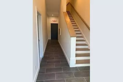 1246 Broadway #3, Somerville, MA 02144 - Photo 2