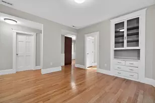 17 Chelmsford St, Boston, MA 02122 - Photo 12