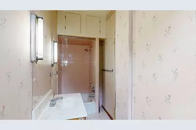 14 Hadwen Rd, Worcester, MA 01602 - Photo 30