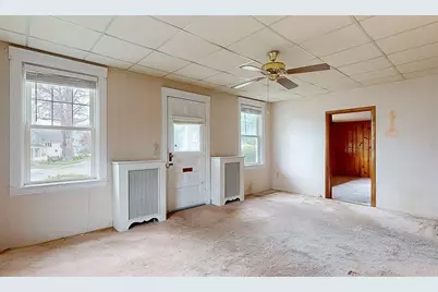 14 Hadwen Rd, Worcester, MA 01602 - Photo 8