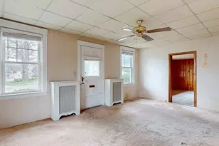 14 Hadwen Rd, Worcester, MA 01602 - Photo 8