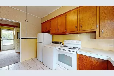14 Hadwen Rd, Worcester, MA 01602 - Photo 4