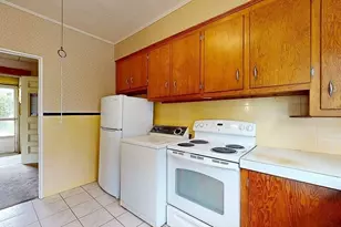 14 Hadwen Rd, Worcester, MA 01602 - Photo 4