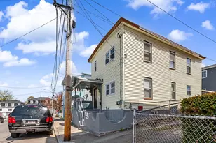 18 Pleasant St, Lowell, MA 01852 - Photo 42