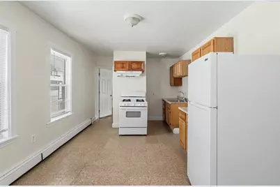 18 Pleasant St, Lowell, MA 01852 - Photo 18