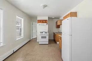 18 Pleasant St, Lowell, MA 01852 - Photo 18