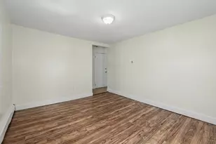 18 Pleasant St, Lowell, MA 01852 - Photo 24