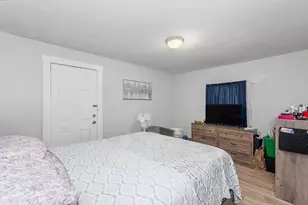 18 Pleasant St, Lowell, MA 01852 - Photo 12