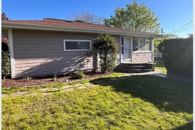 245 Cornell St, New Bedford, MA 02740 - Photo 4