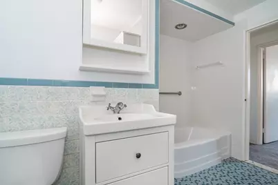 14 Rosslare Rd, Framingham, MA 01701 - Photo 10