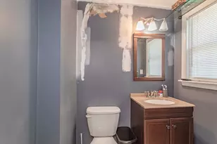 12 Dartmouth Dr, Milford, MA 01757 - Photo 14