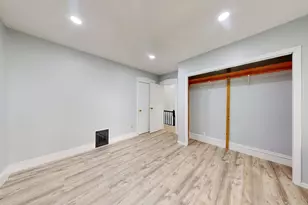 28 Fifield St, Boston, MA 02122 - Photo 26