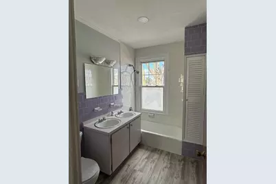 28 Fifield St, Boston, MA 02122 - Photo 4