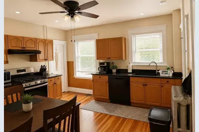 293 Cypress St, Brookline, MA 02445 - Photo 40