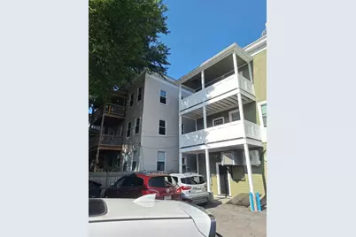 293 Cypress St, Brookline, MA 02445 - Photo 4