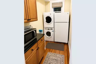 293 Cypress St, Brookline, MA 02445 - Photo 12