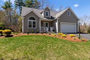 28 Greenvale Dr, Stratham, NH 03885 - Photo 1